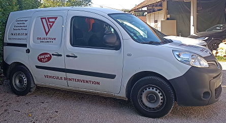 Véhicule d'intervention en sécurité privée en Auvergne Rhone Alpes Objective Security